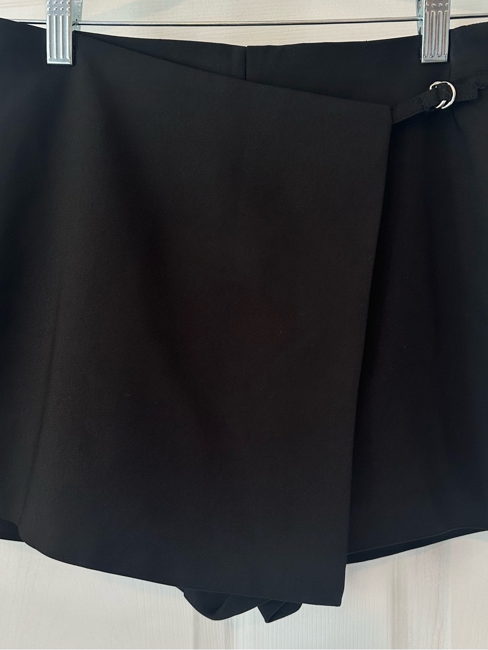 Dynamite Black Asymmetrical Wrap Skort Size 00 NWT